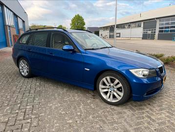 BMW 3-Serie 2.0 318 I Touring 2008  Executive beschikbaar voor biedingen