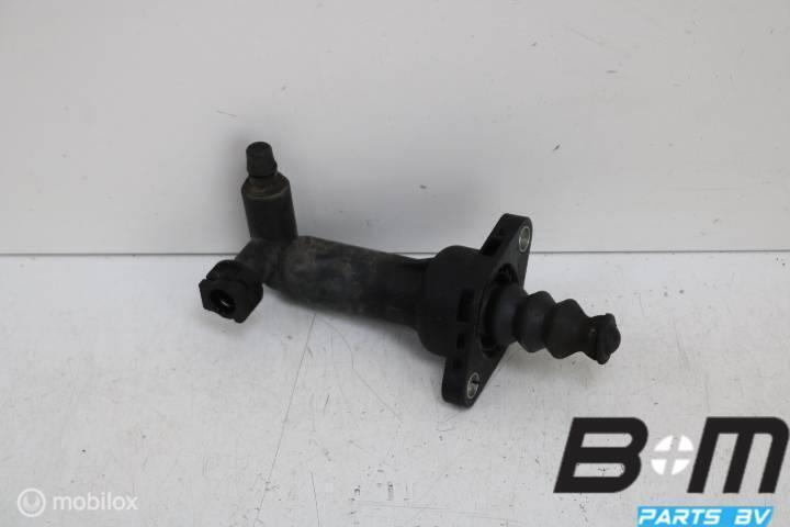Koppeling hoofd cilinder VW Caddy 2k3 2016 5Q0721261C, Auto-onderdelen, Motor en Toebehoren, Gebruikt