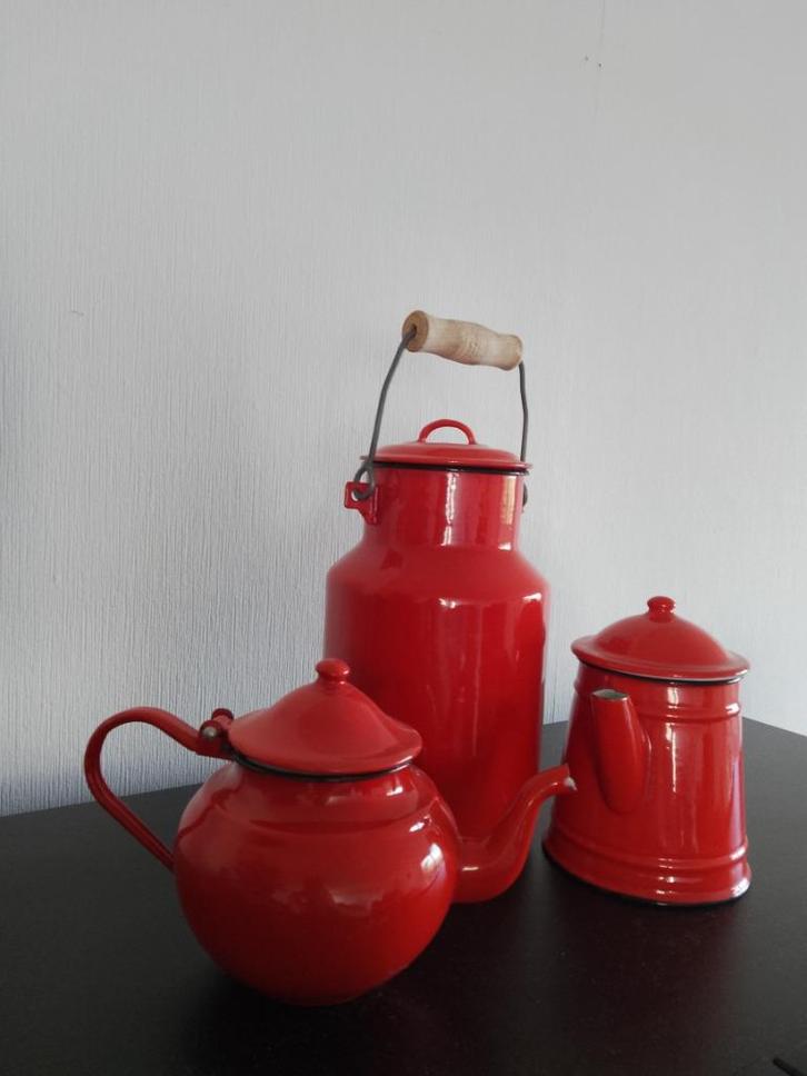 Emaille Set – Melkkan, Theepot & Schenkkruik – Rood, Antiek en Kunst, Antiek | Emaille, Ophalen of Verzenden
