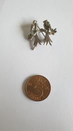 0945 broche silverbirds, Sieraden, Tassen en Uiterlijk, Broches, Verzenden, Overige materialen