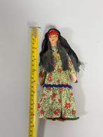 Egyptian Doll In Handmade 1960 Traditional Clothing Vintage, Ophalen of Verzenden, Zo goed als nieuw, H, H