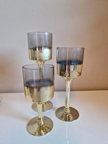 Gouden Kandelaren Set - 20, 25, 30 cm beschikbaar voor biedingen