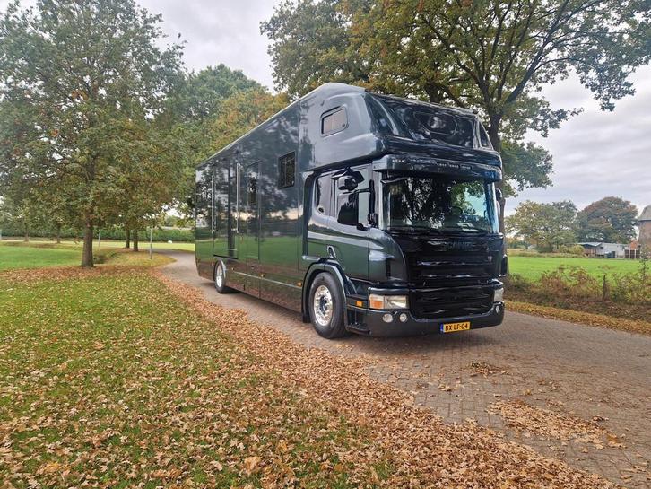 Scania P380 paardenwagen Roelofsen 7 paarden, nieuwe lak en, Auto's, Vrachtwagens, Bedrijf, Airconditioning, Elektrische buitenspiegels