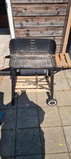 Handige BBQ met hoes!, Ophalen, Zo goed als nieuw