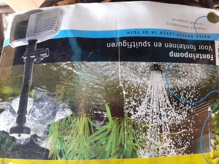 Waterpomp/fontein pomp, Dieren en Toebehoren, Vissen | Aquaria en Toebehoren, Zo goed als nieuw, Filter of Co2, Ophalen