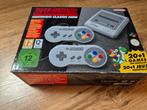 Classic Mini: Super Entertainment System, Ophalen of Verzenden, Zo goed als nieuw, Met 2 controllers, Met games