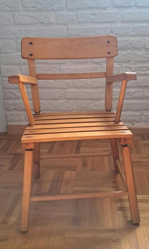 kinderstoeltje merk "Herlag" (collectersitem) igst, Kinderen en Baby's, Kinderkamer | Tafels en Stoelen, Zo goed als nieuw, Stoel(en)