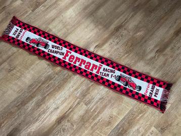 Ferrari sjaal beschikbaar voor biedingen