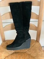 Warme Suède Laarzen Maat 38, Kleding | Dames, Schoenen, Ophalen of Verzenden, Zo goed als nieuw, Zwart, Hoge laarzen