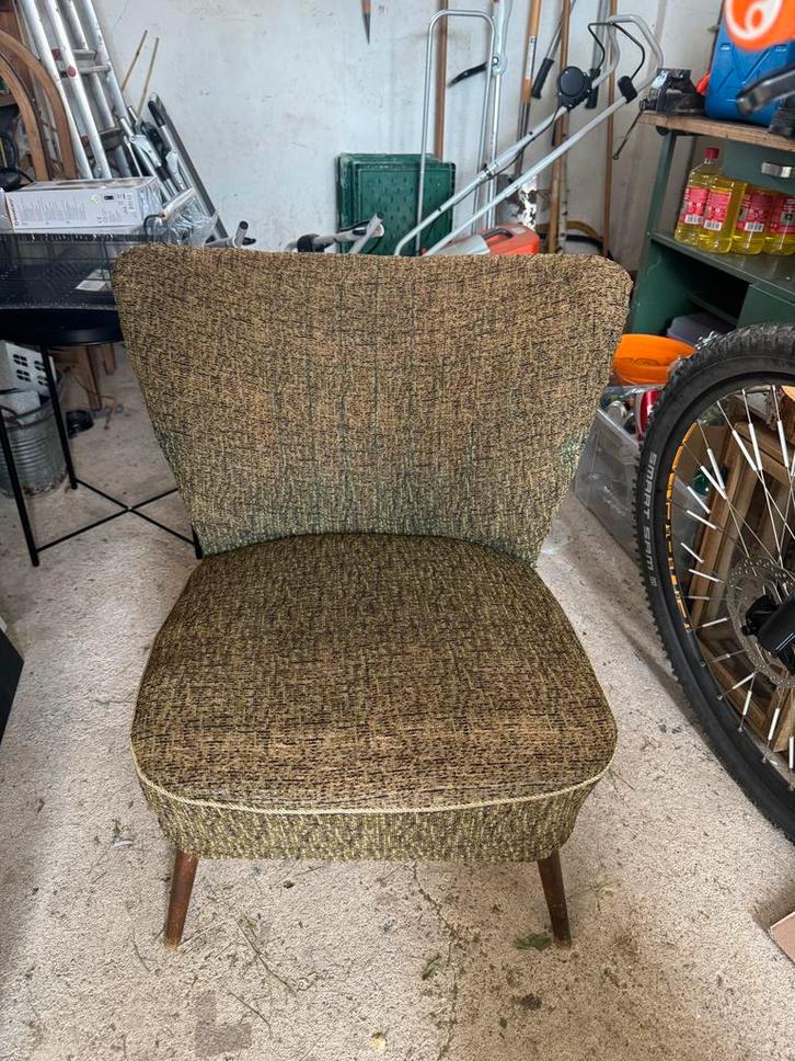 Vintage Stoel met Kleine Beschadigingen, Antiek en Kunst, Antiek | Meubels | Stoelen en Banken, Ophalen of Verzenden
