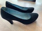 mooie pumps in zwart suèdine , maat 39, Pumps, Zwart, Ophalen of Verzenden, Zo goed als nieuw