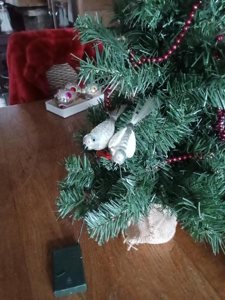 2 oude glazen zilveren  vogeltjes  op 1 clip, Diversen, Kerst, Gebruikt, Ophalen of Verzenden