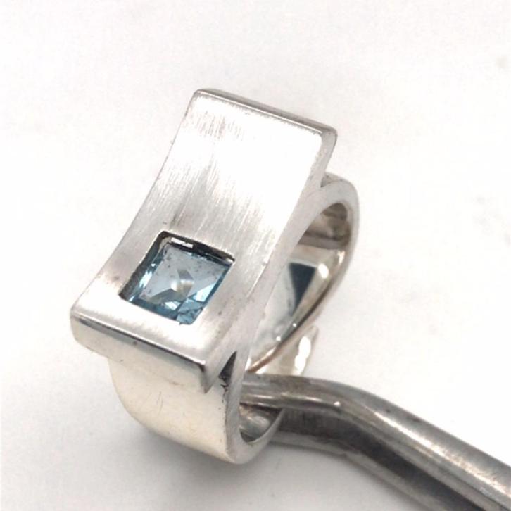 ring met Topaas, Sieraden, Tassen en Uiterlijk, Ringen, Nieuw, Dame, 17 tot 18, Zilver, Zilver, Met edelsteen, Verzenden