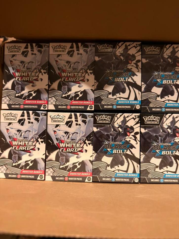 Pokemon black bolt / white flare booster bundles (Bulk), Hobby en Vrije tijd, Verzamelkaartspellen | Pokémon, Nieuw, Ophalen of Verzenden