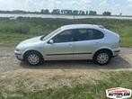 Seat Leon 1.6-16V Stella, Auto's, Voorwielaandrijving, Gebruikt, 4 cilinders, Leon