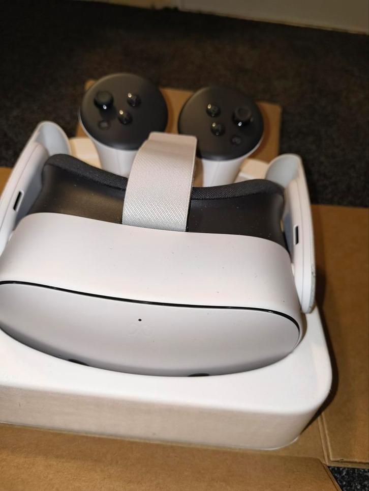 Meta Quest 3S VR-bril, Spelcomputers en Games, Virtual Reality, Zo goed als nieuw, Overige platformen, Ophalen of Verzenden