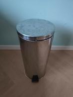 Prullenbak/pedaalemmer rvs chrome 60 cm hoog, diameter 27cm, Huis en Inrichting, Woonaccessoires | Prullenbakken, 40 liter of meer