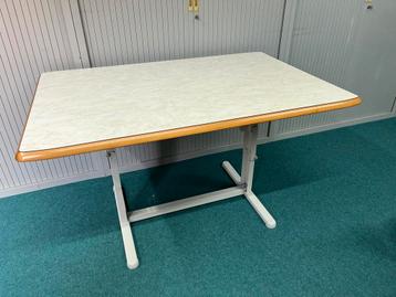 Caravantafel in hoogte verstelbaar Fawo Krause beschikbaar voor biedingen