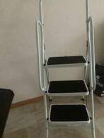 Huishoudtrap voor ouderen met leuning, superstevig, Doe-het-zelf en Verbouw, Ladders en Trappen, Ophalen of Verzenden, Zo goed als nieuw