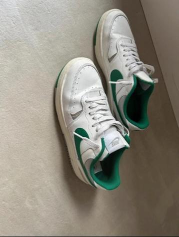 Nike gamma force maat 40,5 beschikbaar voor biedingen