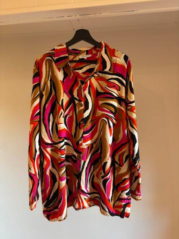 Kleurrijke zhenzi blouse maat XL/54/56 beschikbaar voor biedingen