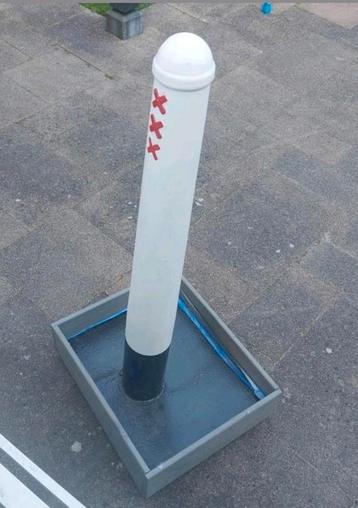 Amsterdams (AJAX) paaltje beschikbaar voor biedingen