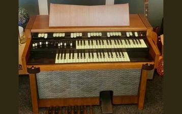 Hammond M-102  beschikbaar voor biedingen