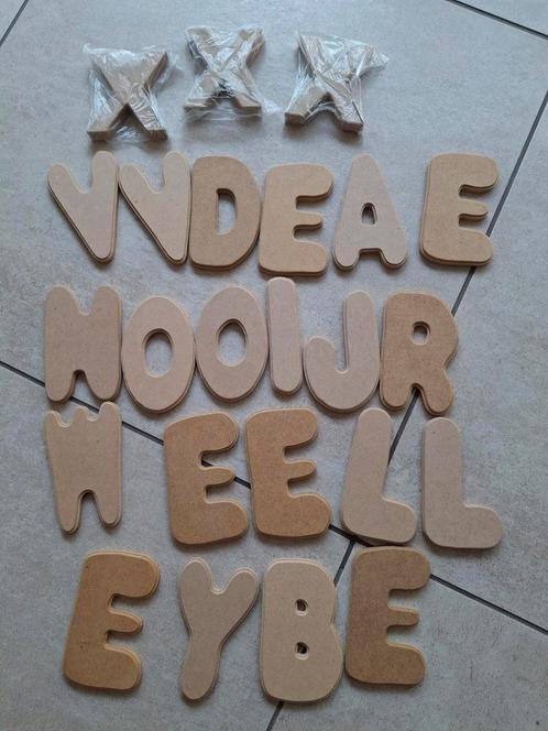 MDF letters om mee te scrappen, Hobby en Vrije tijd, Scrapbooking, Nieuw, Versiering of Embellishment, Overige merken, Ophalen of Verzenden