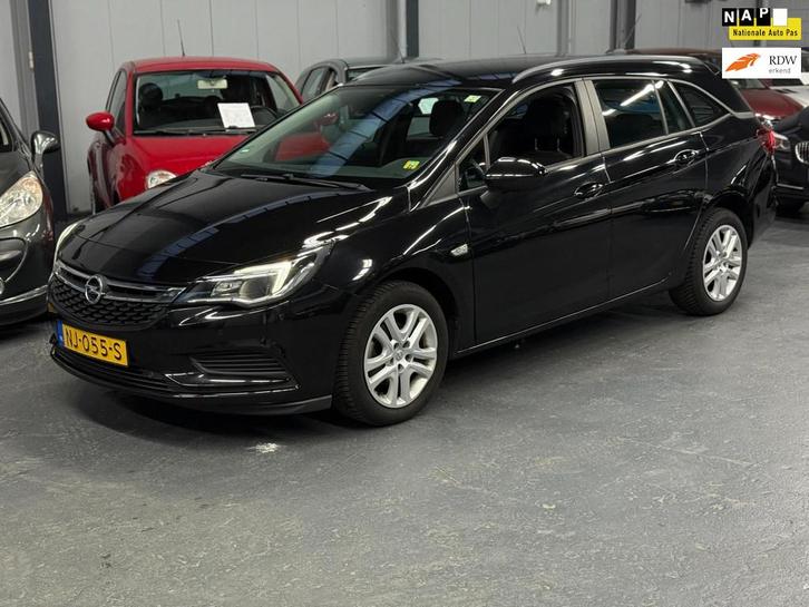 Opel Astra Sports Tourer 1.0 Online Edition 2de Eigenaar APK, Auto's, Opel, Bedrijf, Te koop, Astra, ABS, Airbags, Airconditioning