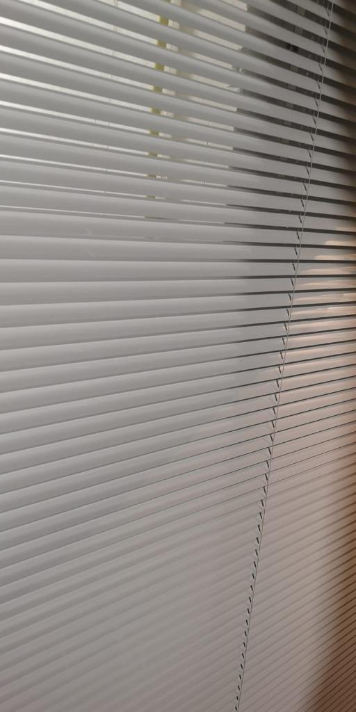 Luxaflex aluminium jaloezie, wit (180 x 180 cm), Huis en Inrichting, Stoffering | Gordijnen en Lamellen, Zo goed als nieuw, 150 tot 200 cm