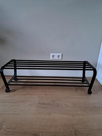 Schoenenrek  beschikbaar voor biedingen