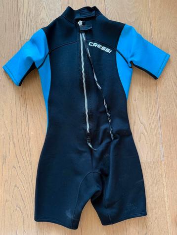 Wetsuit short beschikbaar voor biedingen