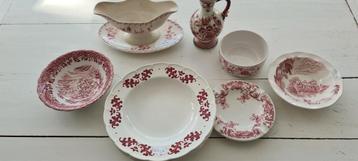 Lotje rood-wit serviesgoed oa  boch wedgwood  beschikbaar voor biedingen