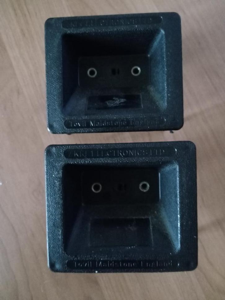 KEF speakerterminals, Audio, Tv en Foto, Luidsprekers, Zo goed als nieuw, Front, Rear of Stereo speakers, 60 tot 120 watt, Overige merken