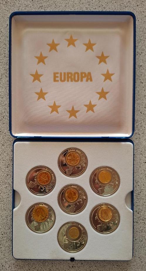 15 Eurolanden set met mooie grote munten in cassette, Postzegels en Munten, Munten | Nederland, Setje, Overige waardes, Koningin Beatrix