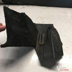 Mercedes W126 1991  Kap Linksvoor onder ( bij motorkaphendel, Auto-onderdelen, Interieur en Bekleding, Gebruikt, -, -, Ophalen of Verzenden