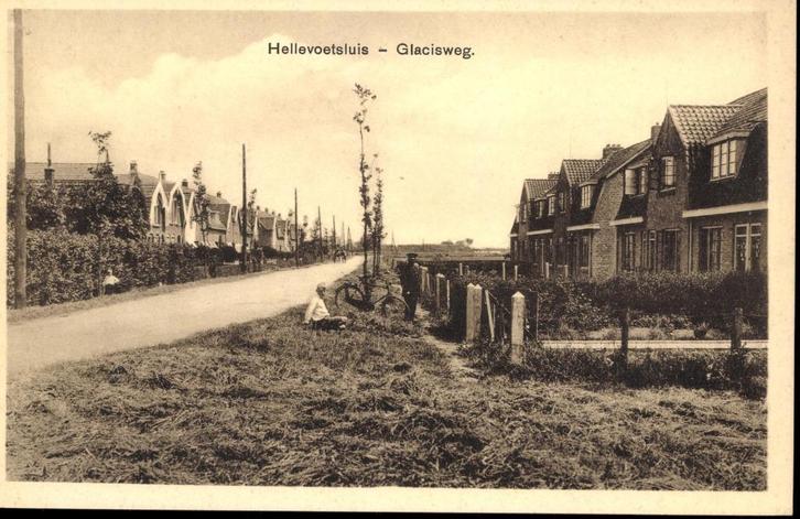 Hellevoetsluis (Z.H.), Glacisweg, ca. 1930, Verzamelen, Ansichtkaarten | Nederland, Ongelopen, Zuid-Holland, 1920 tot 1940, Verzenden