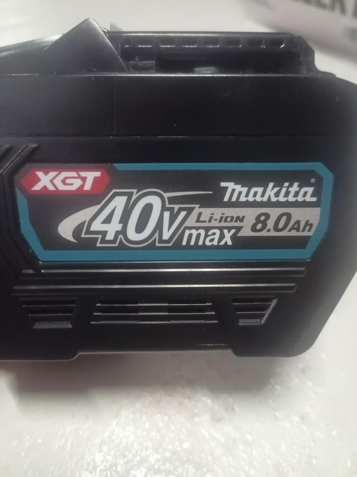 Makita XGT 40V 8Ah Accu - Zo goed als nieuw!, Doe-het-zelf en Verbouw, Gereedschap | Machine-onderdelen en Toebehoren, Zo goed als nieuw