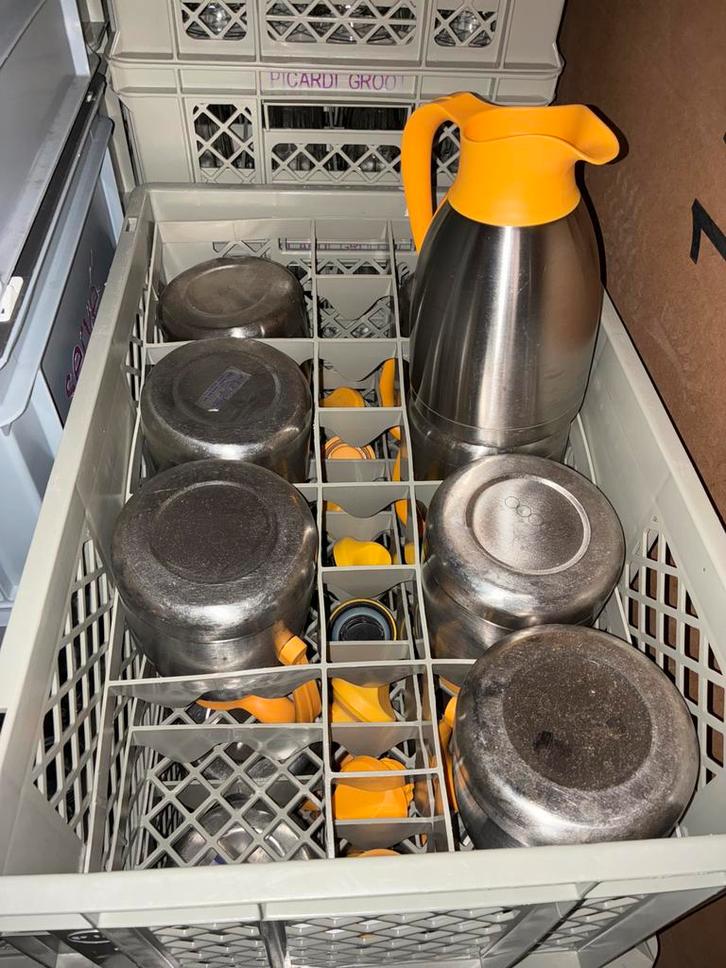 16 Thermoskannen RVS - 1 Liter, Huis en Inrichting, Keuken | Keukenbenodigdheden, Gebruikt, Ophalen