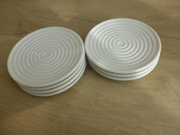  7 bordjes / schoteltjes, thomas ono.  beschikbaar voor biedingen