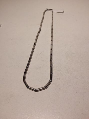 Zilveren ketting massief  beschikbaar voor biedingen