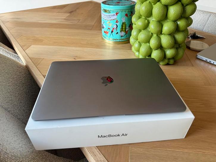 MacBook Air 13-inch Space Gray - Zo goed als nieuw, Computers en Software, Apple Macbooks, Zo goed als nieuw, MacBook Air, 13 inch