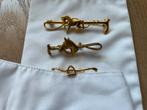 Plastron speld 3x goudkleurig, Dieren en Toebehoren, Gebruikt, Dressuur, Ophalen of Verzenden, Dames