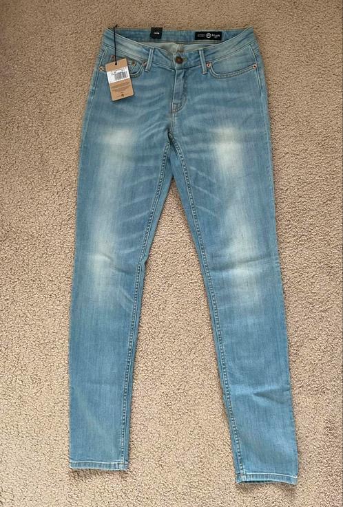Reign jeans model Kimberly maat 31, nieuw met kaartje, Kleding | Dames, Spijkerbroeken en Jeans, W30 - W32 (confectie 38/40), Blauw