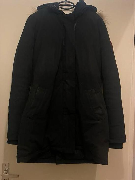 Originele Canada Goose winterjas (getailleerd) maat L, Kleding | Dames, Jassen | Winter, Zo goed als nieuw, Maat 42/44 (L), Zwart