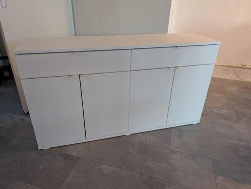 Witte Buffetkast – IKEA VIHALS – 140x37x75 cm, Huis en Inrichting, Kasten | Buffetkasten, Gebruikt, Minder dan 100 cm, 150 tot 200 cm