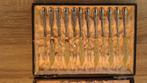 Antiek Fruit bestek 12 delig in cassette mooi bewerkt !!, Antiek en Kunst, Ophalen of Verzenden