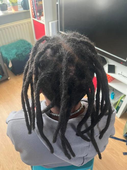 Dreadlocks van echt haar zetten en bijwerken brabant, Sieraden, Tassen en Uiterlijk, Uiterlijk | Haarverzorging, Zo goed als nieuw