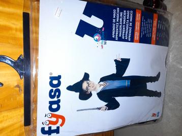 Halloween magier beschikbaar voor biedingen