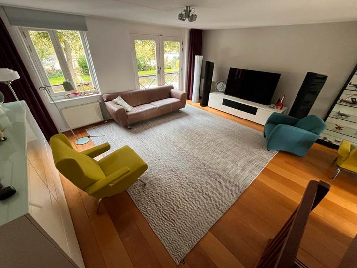 Miinu - Wollen vloerkleed, 350 x 350 cm, Huis en Inrichting, Stoffering | Tapijten en Kleden, Gebruikt, 200 cm of meer, 200 cm of meer